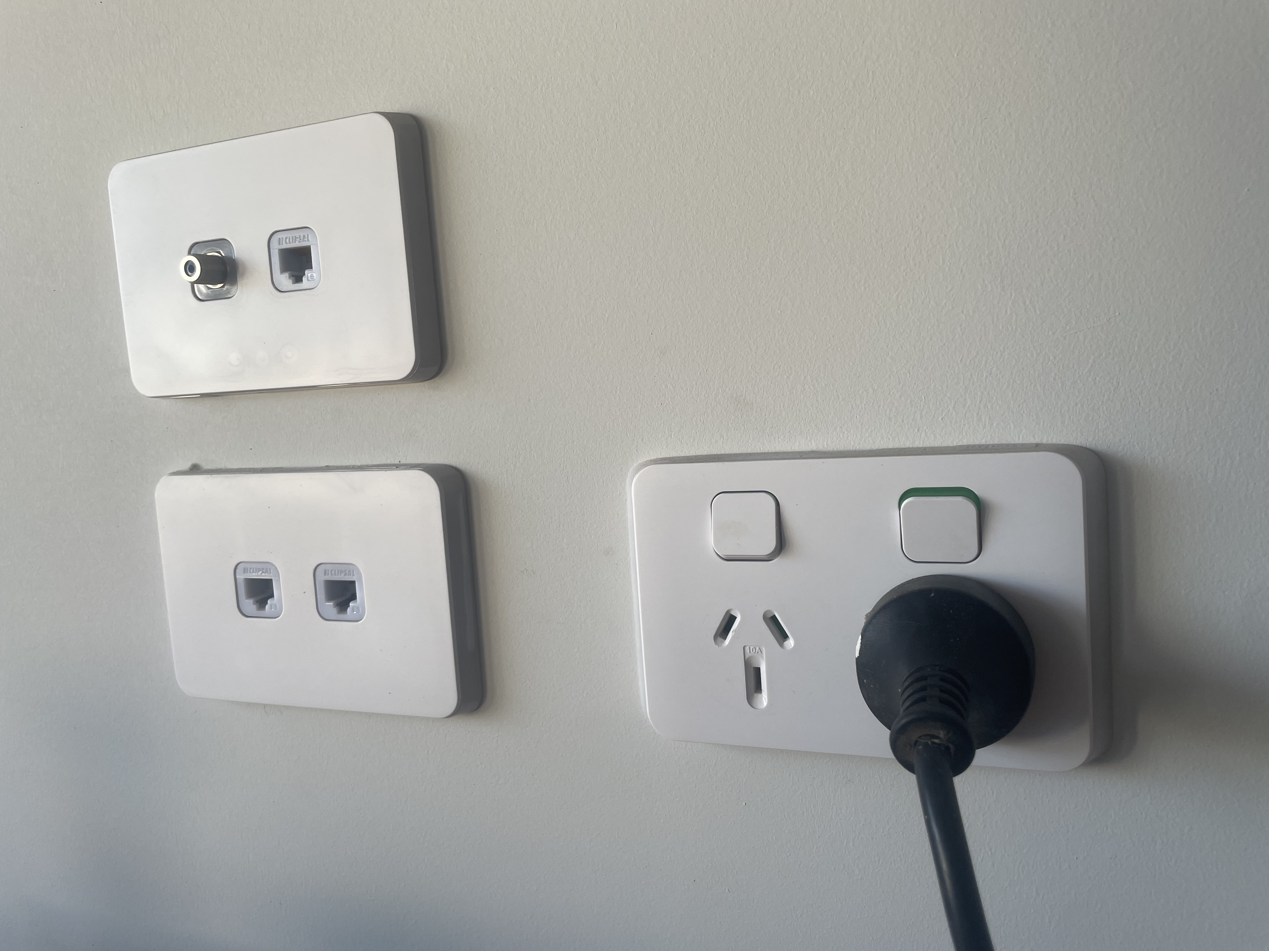 Outlet install